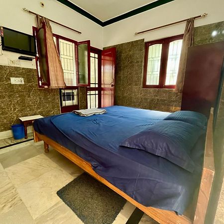 Laxmi Lodge Rishīkesh Екстериор снимка