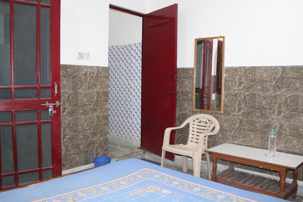 Laxmi Lodge Rishīkesh Екстериор снимка