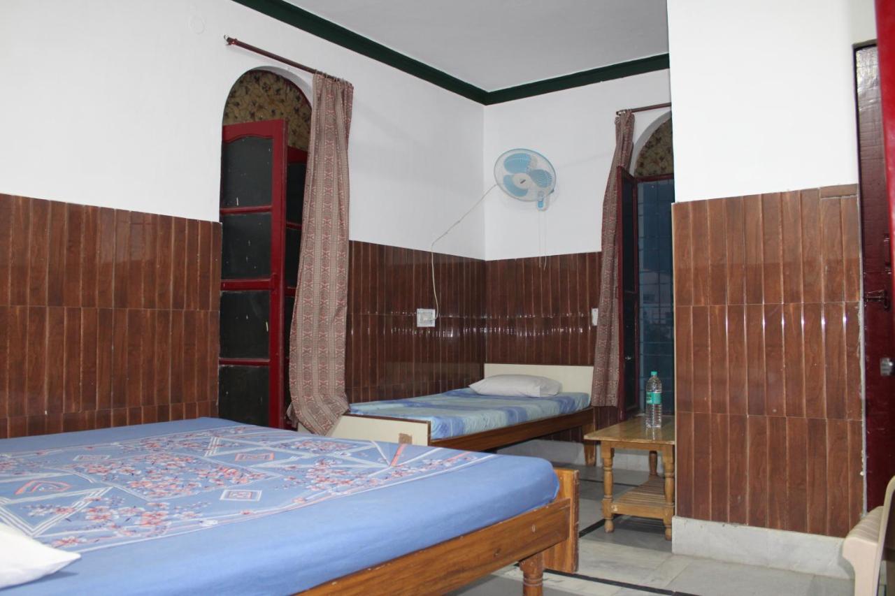 Laxmi Lodge Rishīkesh Екстериор снимка