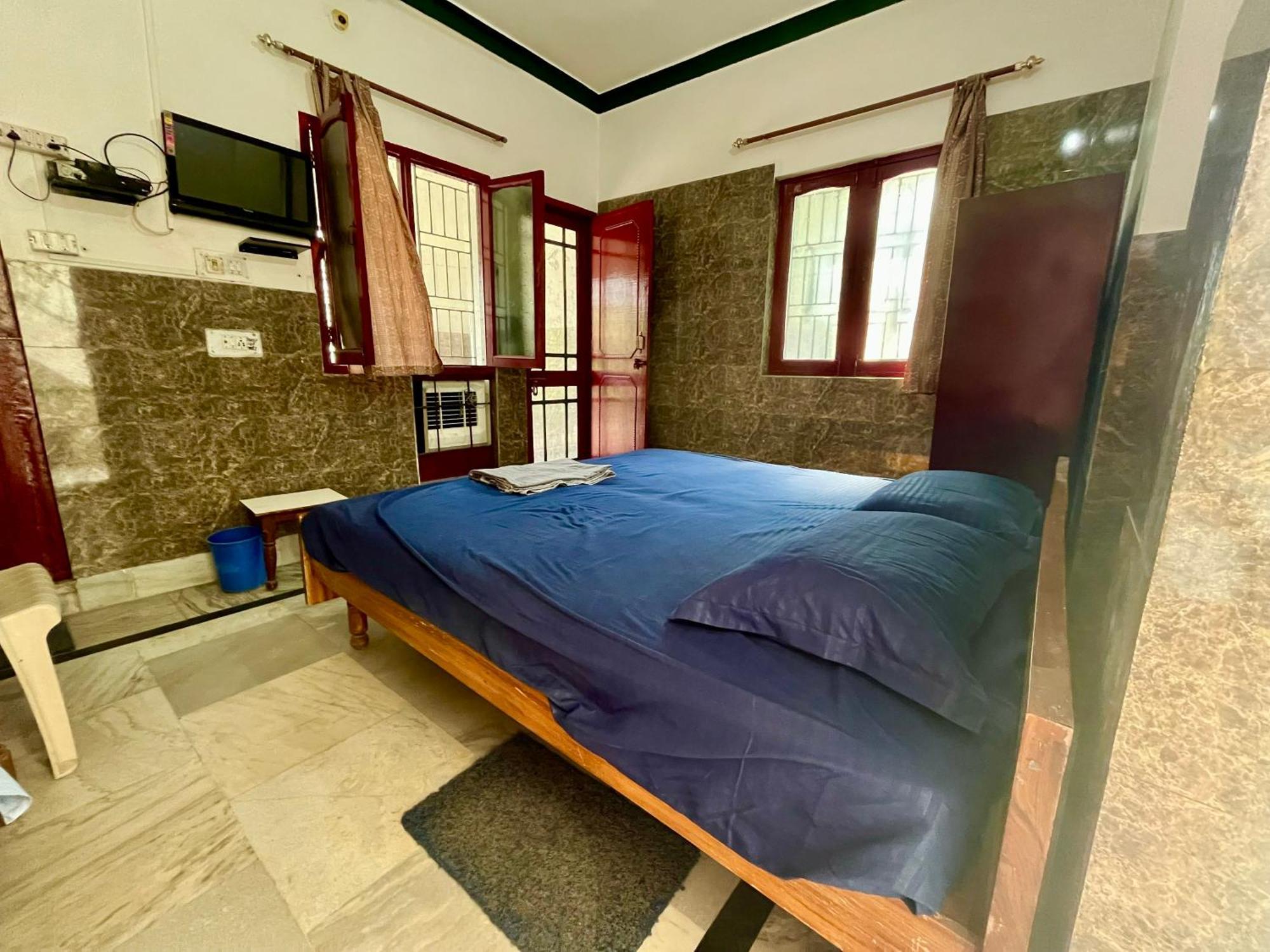 Laxmi Lodge Rishīkesh Екстериор снимка