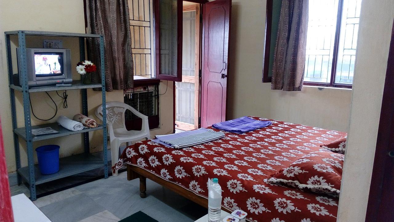 Laxmi Lodge Rishīkesh Екстериор снимка